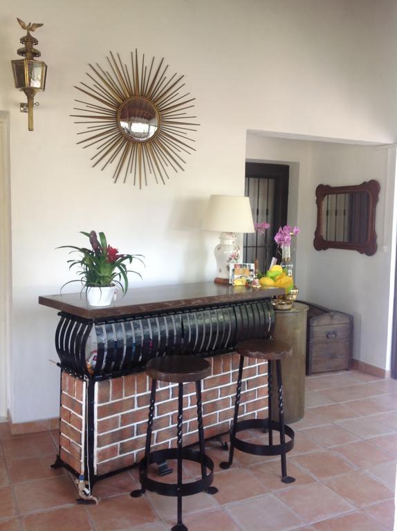 מלון לורג Le Patio Fleuri מראה חיצוני תמונה