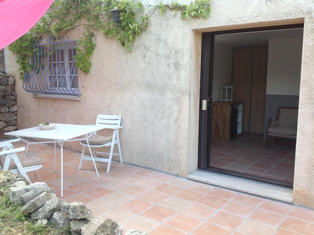מלון לורג Le Patio Fleuri חדר תמונה