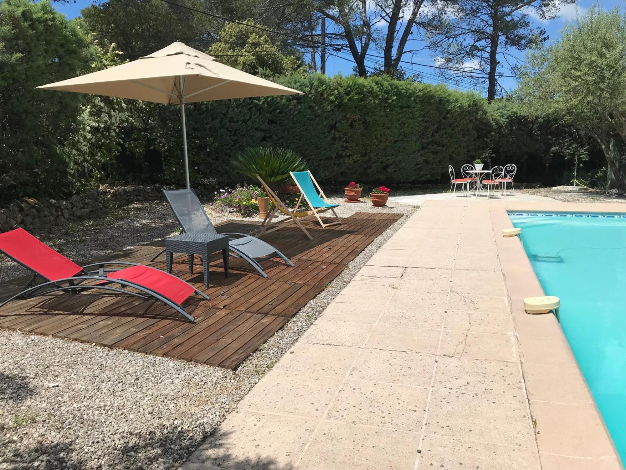 מלון לורג Le Patio Fleuri מראה חיצוני תמונה