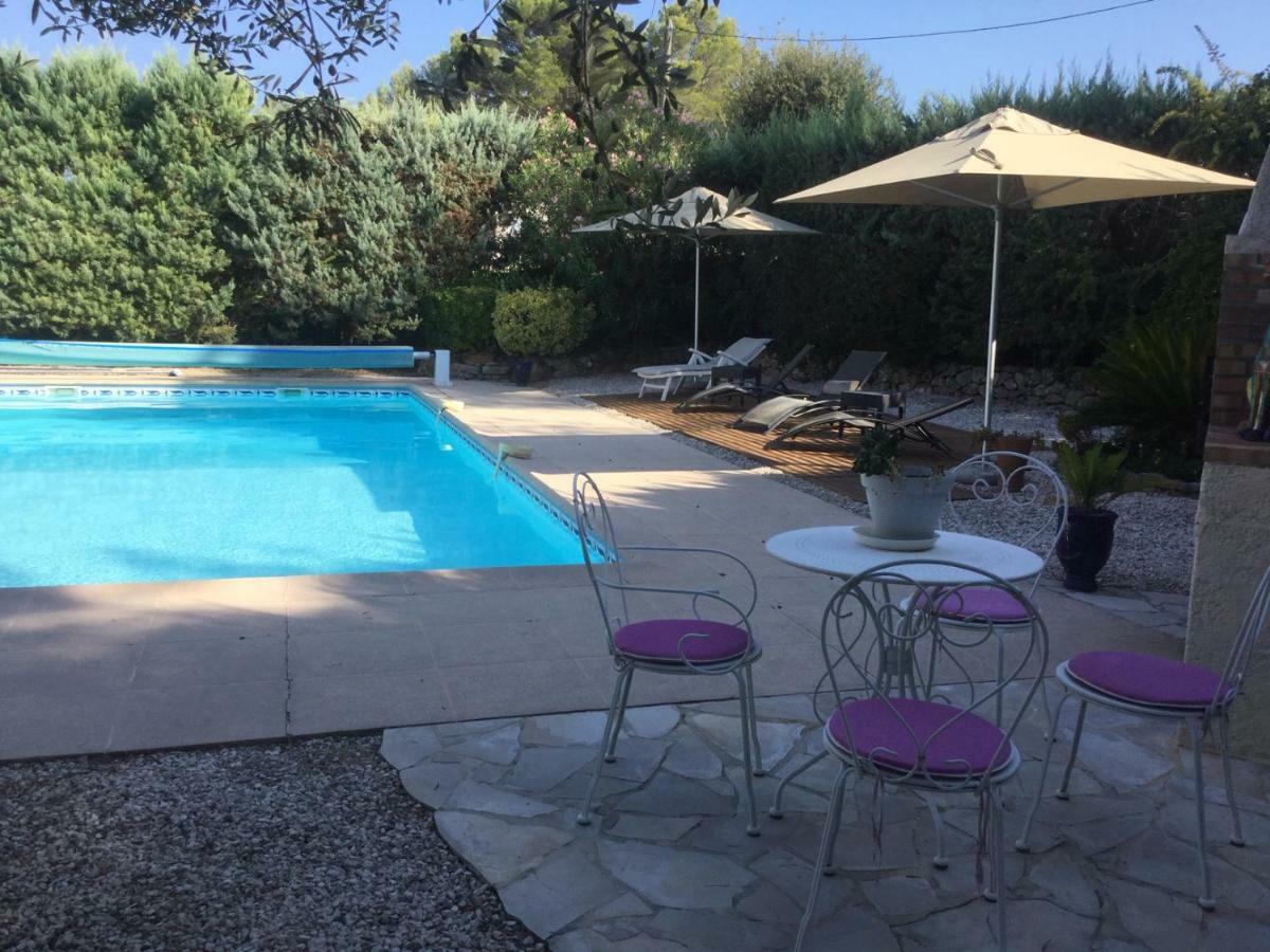מלון לורג Le Patio Fleuri מראה חיצוני תמונה