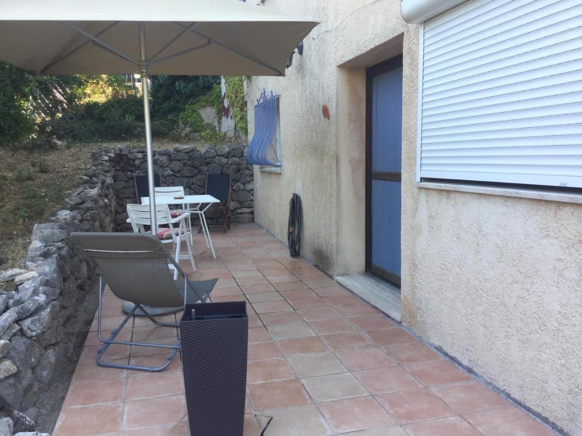 מלון לורג Le Patio Fleuri מראה חיצוני תמונה